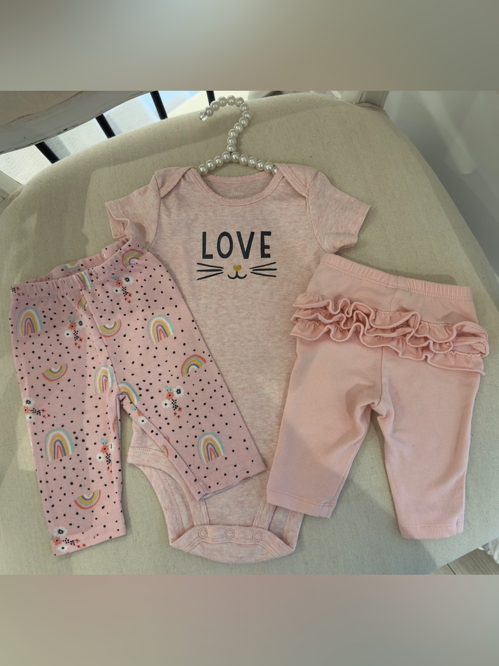💕 0~3 Pink Baby Girls' 'Love' Bodysuit with Rainbow and Ruffle Pants Set of 3